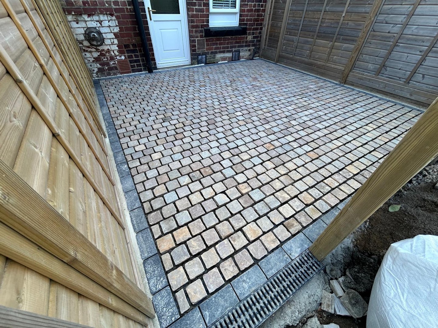 Leeds Building & Tiling Ltd — Photos 7
